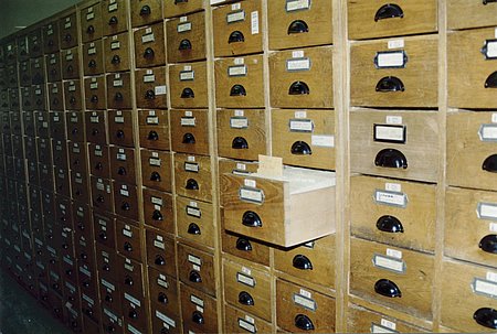 Die archivierte Mitgliederkartei der NSDAP im Bundesarchiv in Berlin-Zehlendorf, 27. Juni 1996.